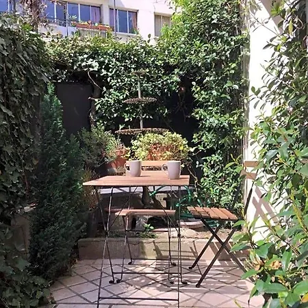 Bed and breakfast 1 Square Du Docteur Blanche - 16
