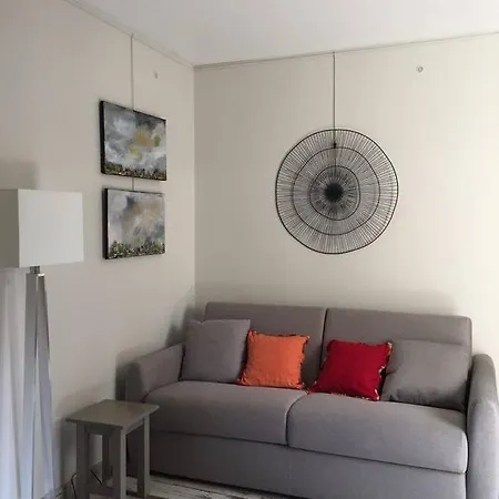 Bed & Breakfast 1 Square Du Docteur Blanche - 16