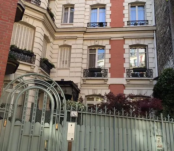 ベッド・アンド・ブレックファスト 1 Square Du Docteur Blanche - 16