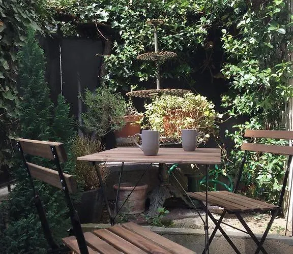 ベッド・アンド・ブレックファスト 1 Square Du Docteur Blanche - 16 4*