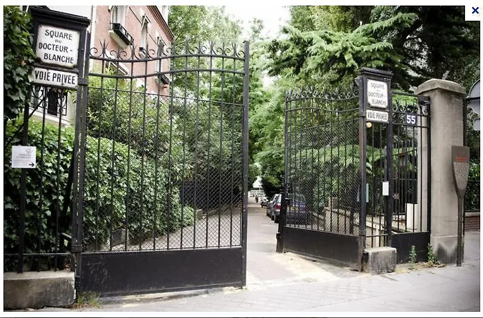 1 Square Du Docteur Blanche - 16 4*