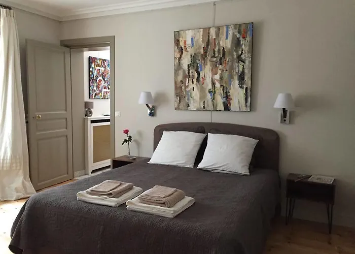 1 Square Du Docteur Blanche - 16 ベッド・アンド・ブレックファスト