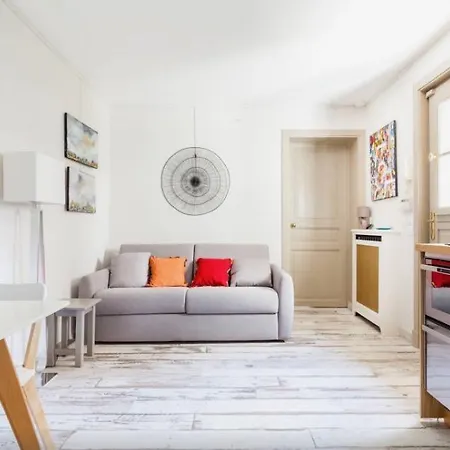 1 Square Du Docteur Blanche - 16 Bed & Breakfast 4*